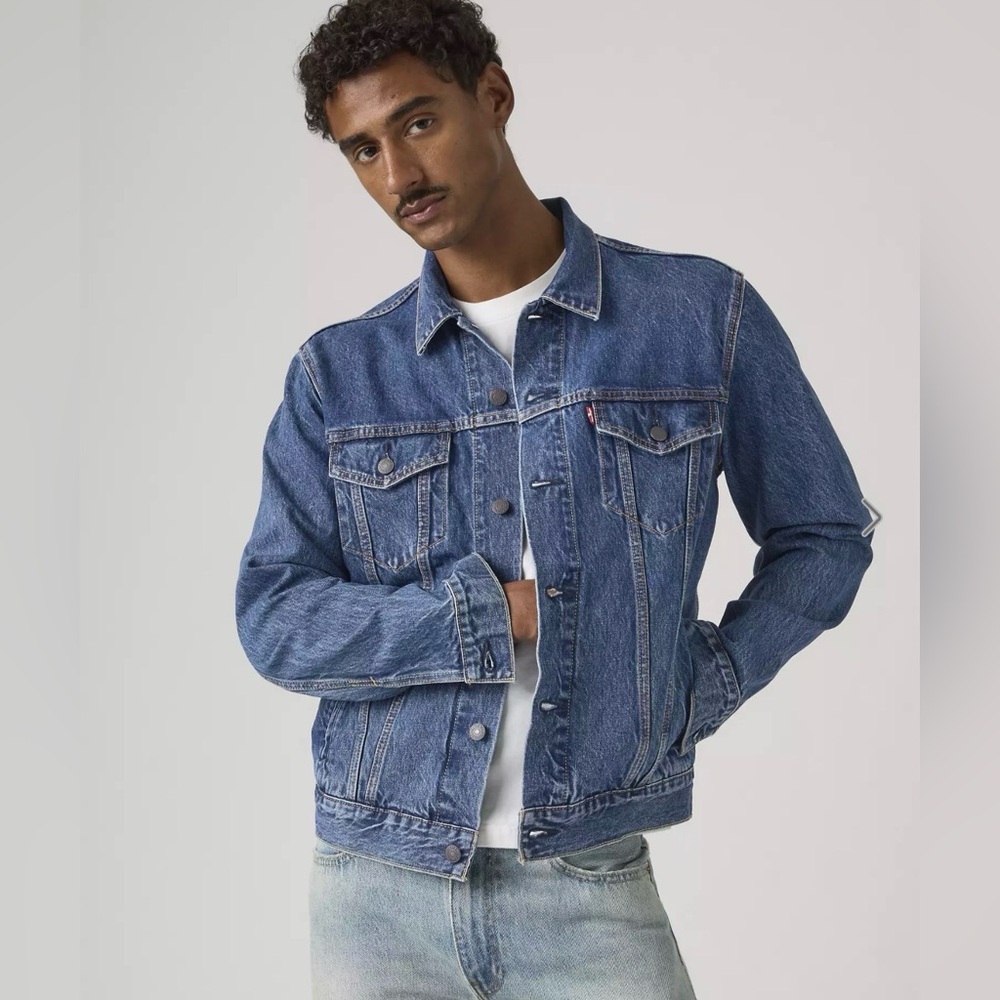 Levi's Light Blue Denim Jacket - Picture 3 of 11